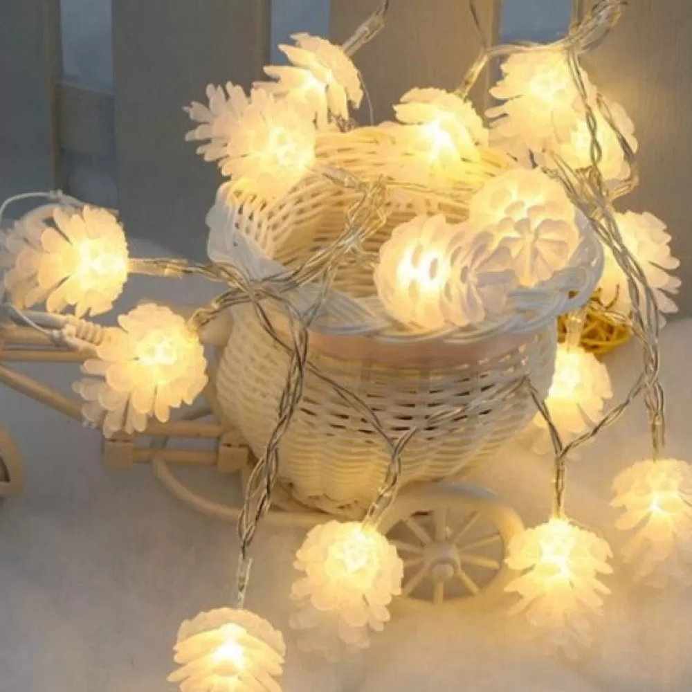 Fashion Guirlande Lumineuse Noël - Pomme De Pin / Pives Blanches Décorations De Noël Scandinaves